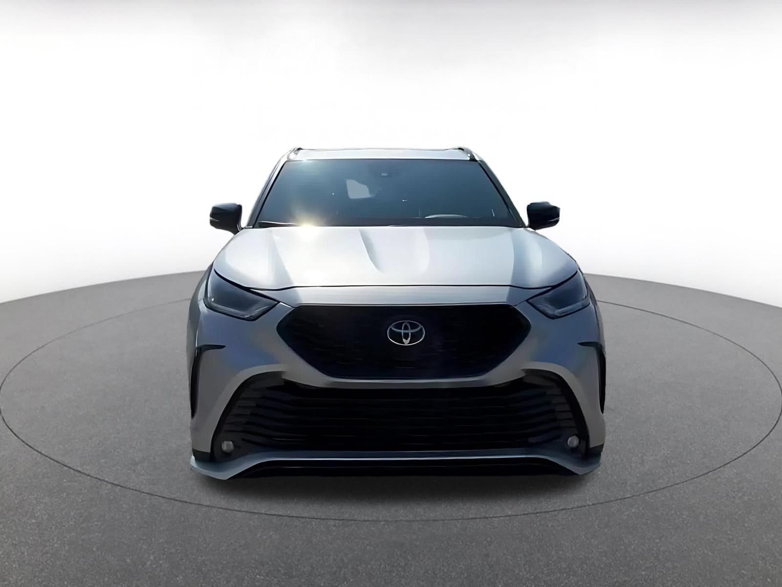 Thumbnail: 2025 Toyota Highlander - 4
