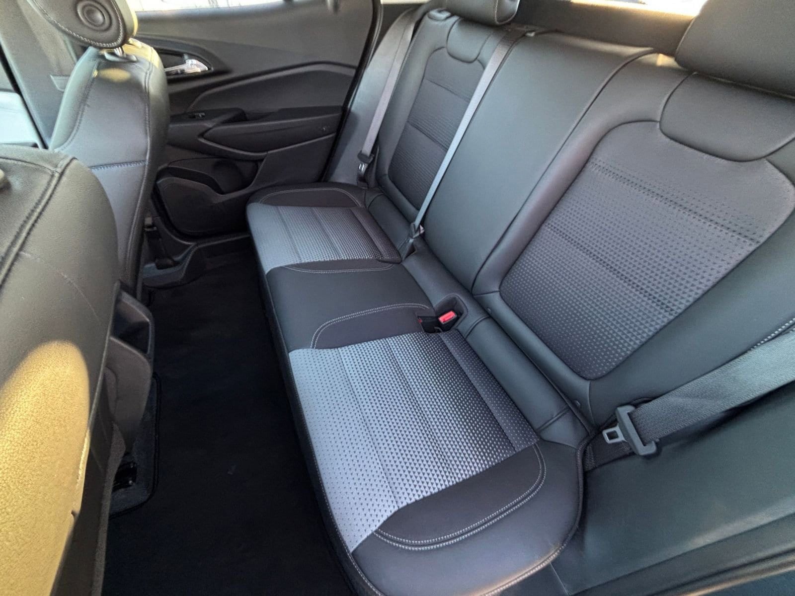 Thumbnail: 2025 Chevrolet Trax - 24