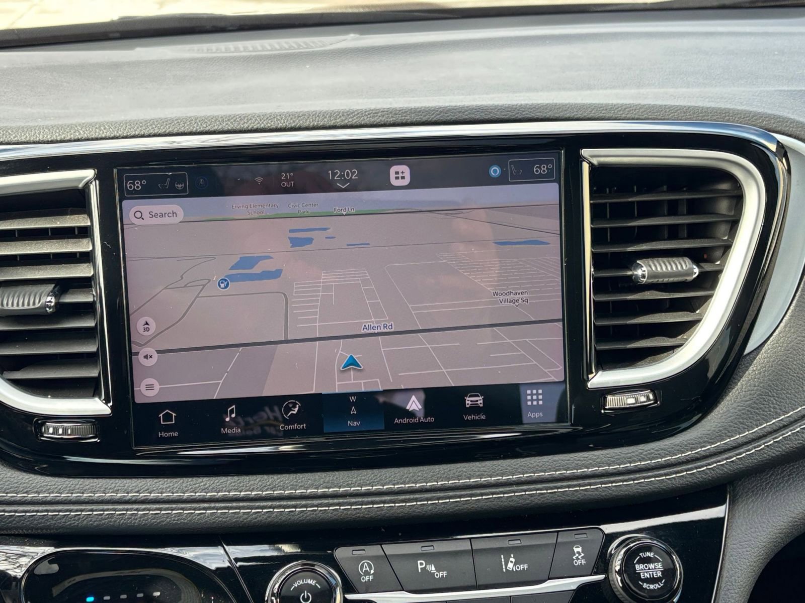 Thumbnail: 2025 Chrysler Pacifica - 21