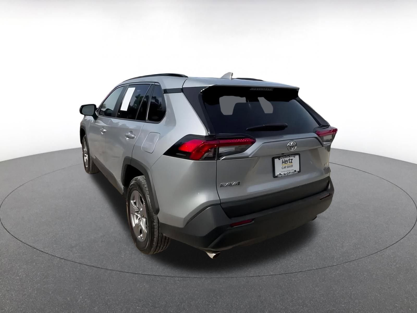 Thumbnail: 2025 Toyota RAV4 - 11