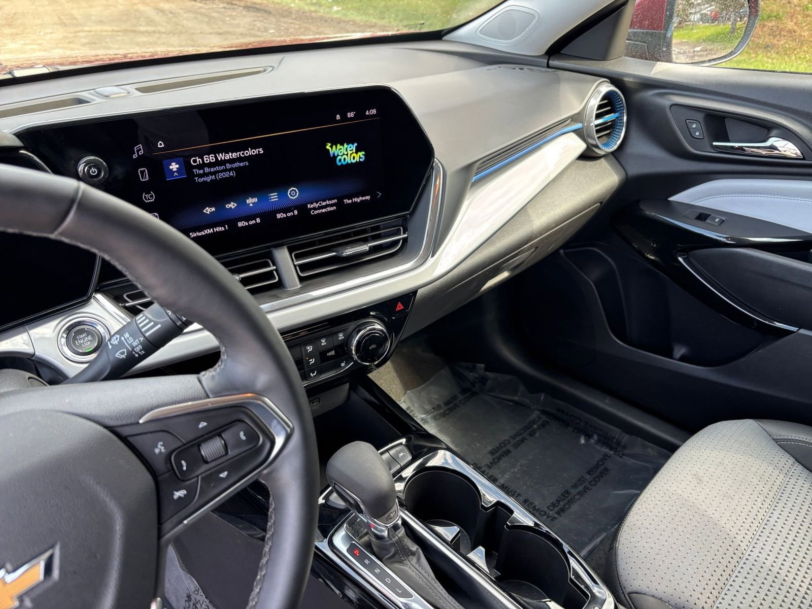 Thumbnail: 2025 Chevrolet Trax - 17