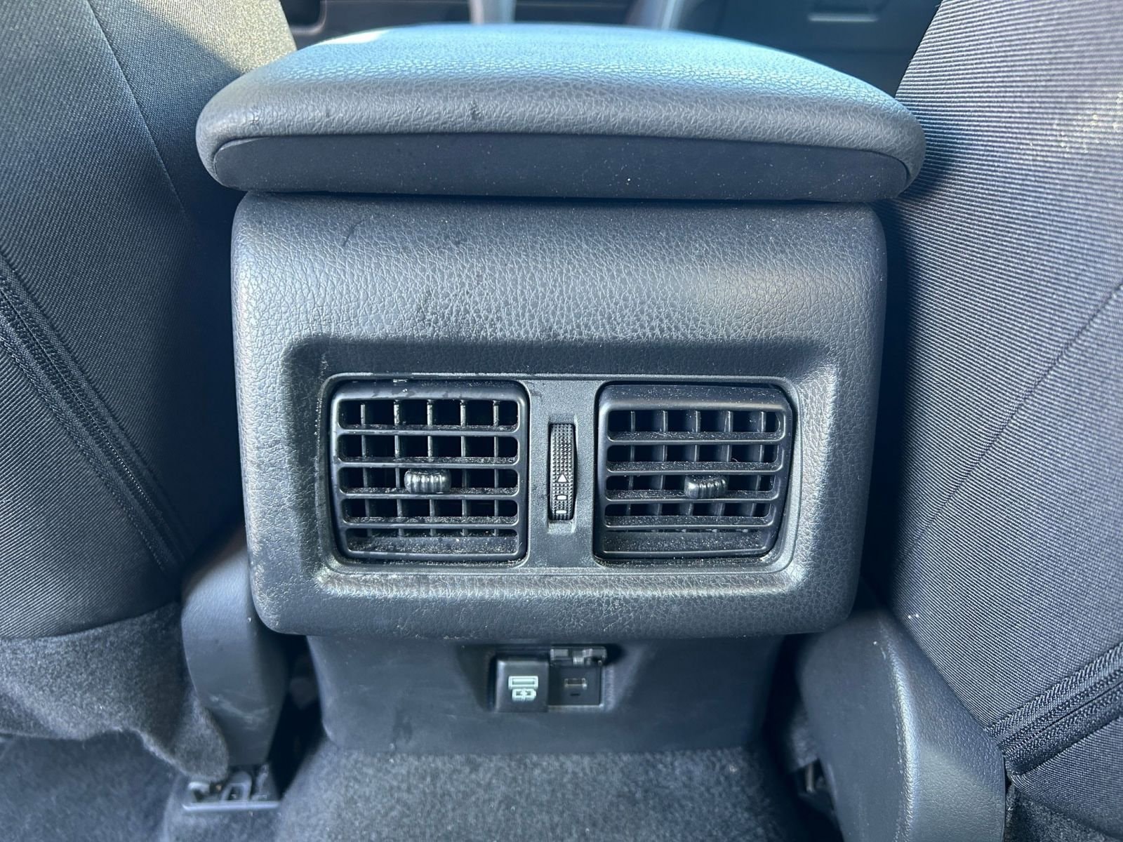 Thumbnail: 2025 Toyota Camry - 23