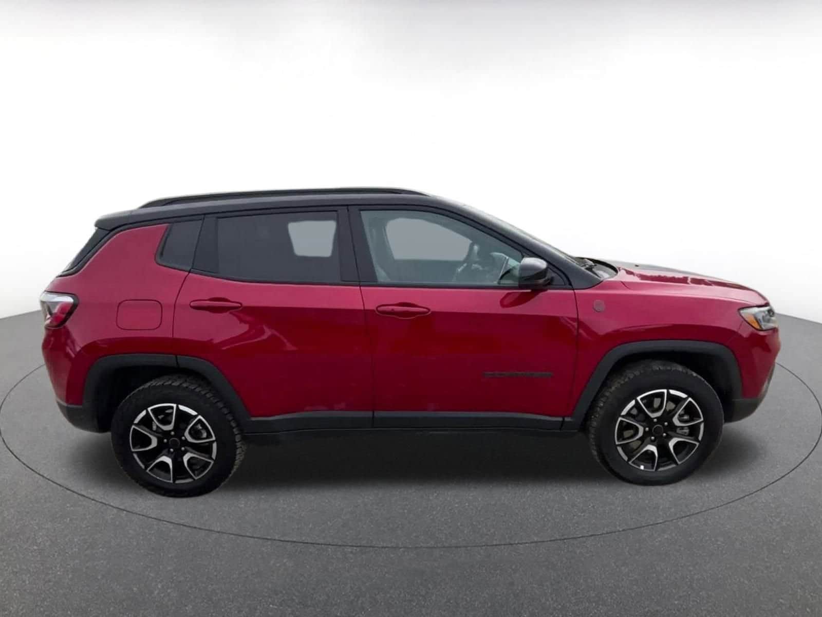 Thumbnail: 2025 Jeep Compass - 16