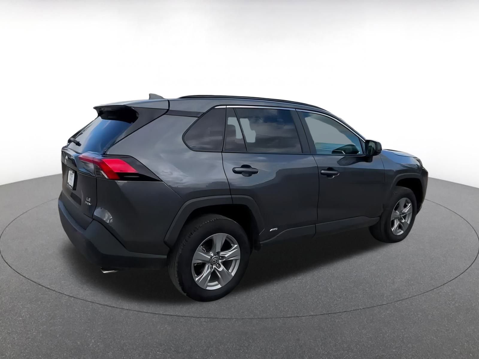 Thumbnail: 2025 Toyota RAV4 - 15