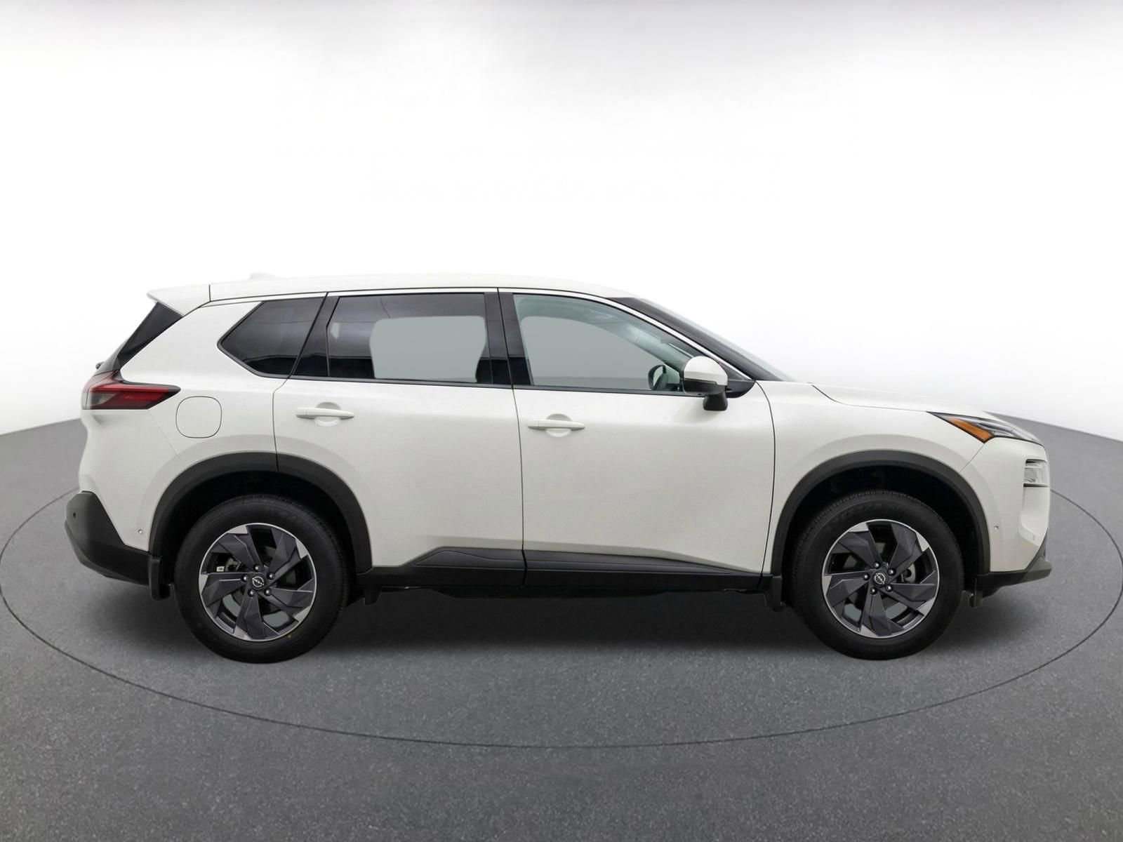 Thumbnail: 2025 Nissan Rogue - 8