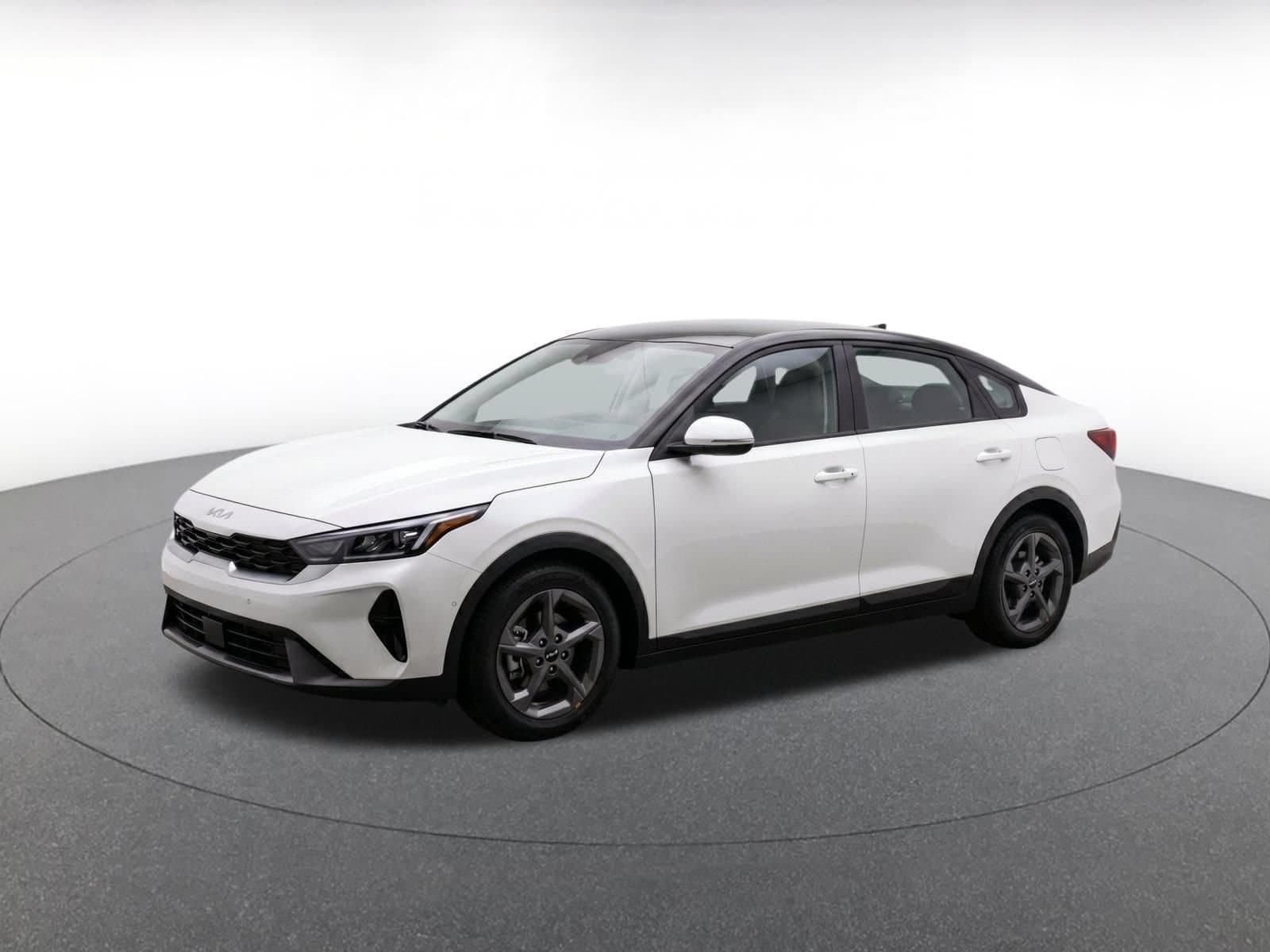 Thumbnail: 2025 Kia K4 - 3