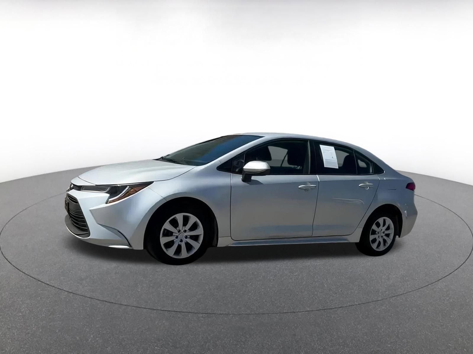 2024 Toyota Corolla LE 8