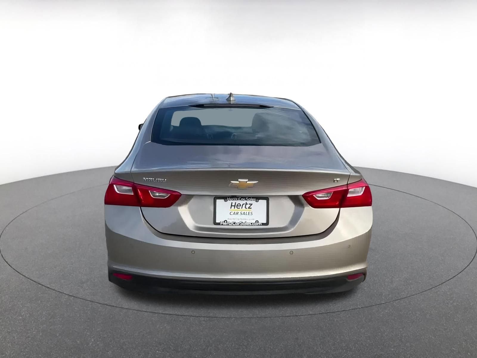 Thumbnail: 2024 Chevrolet Malibu - 12