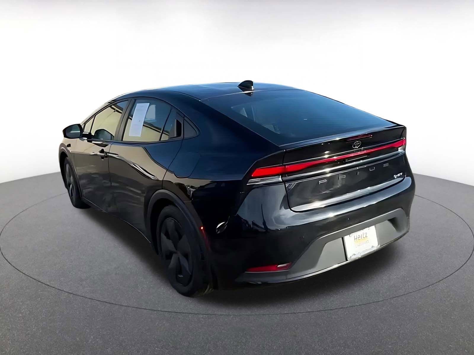 Thumbnail: 2025 Toyota Prius - 11