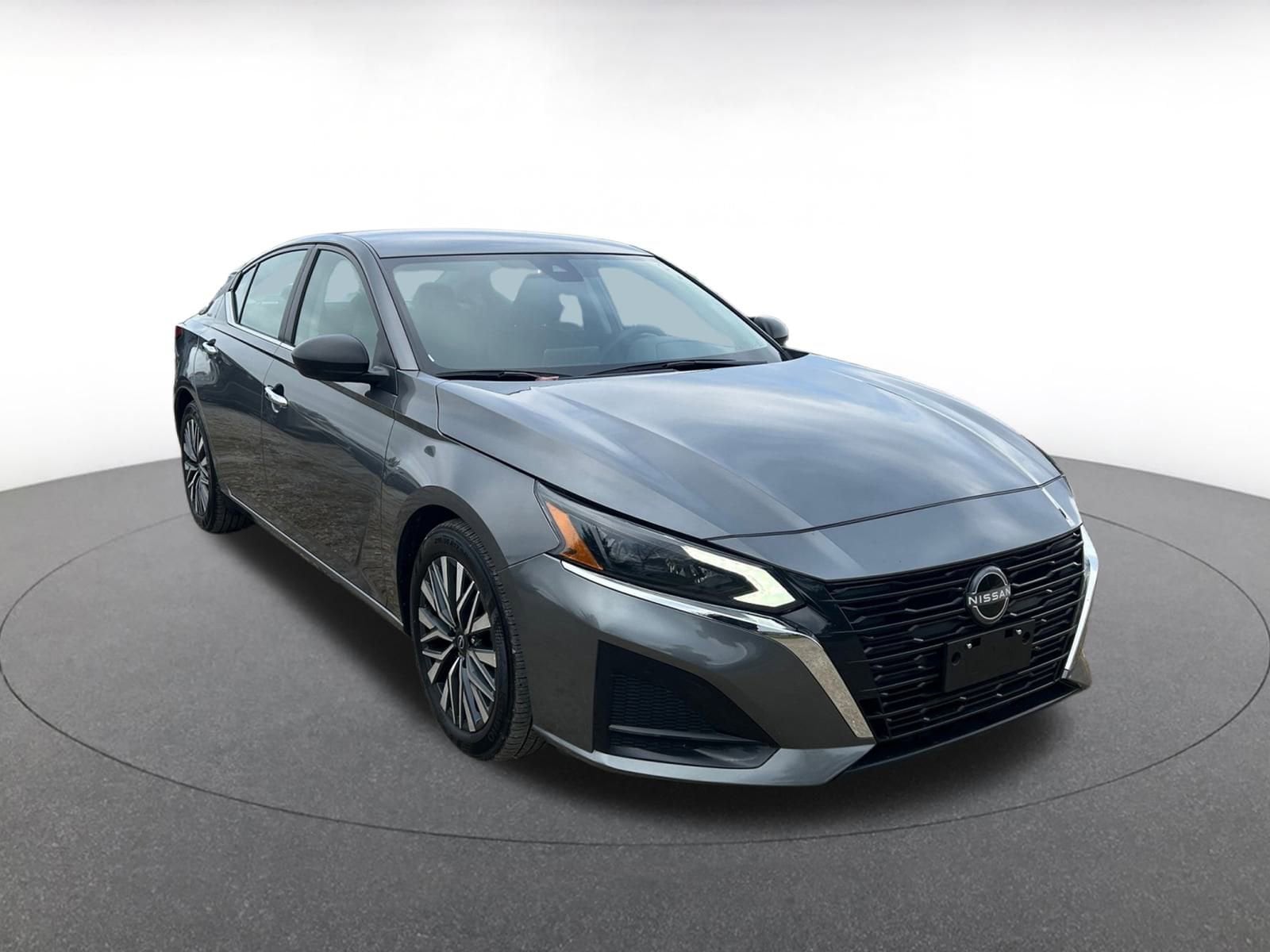 2024 Nissan Altima SV