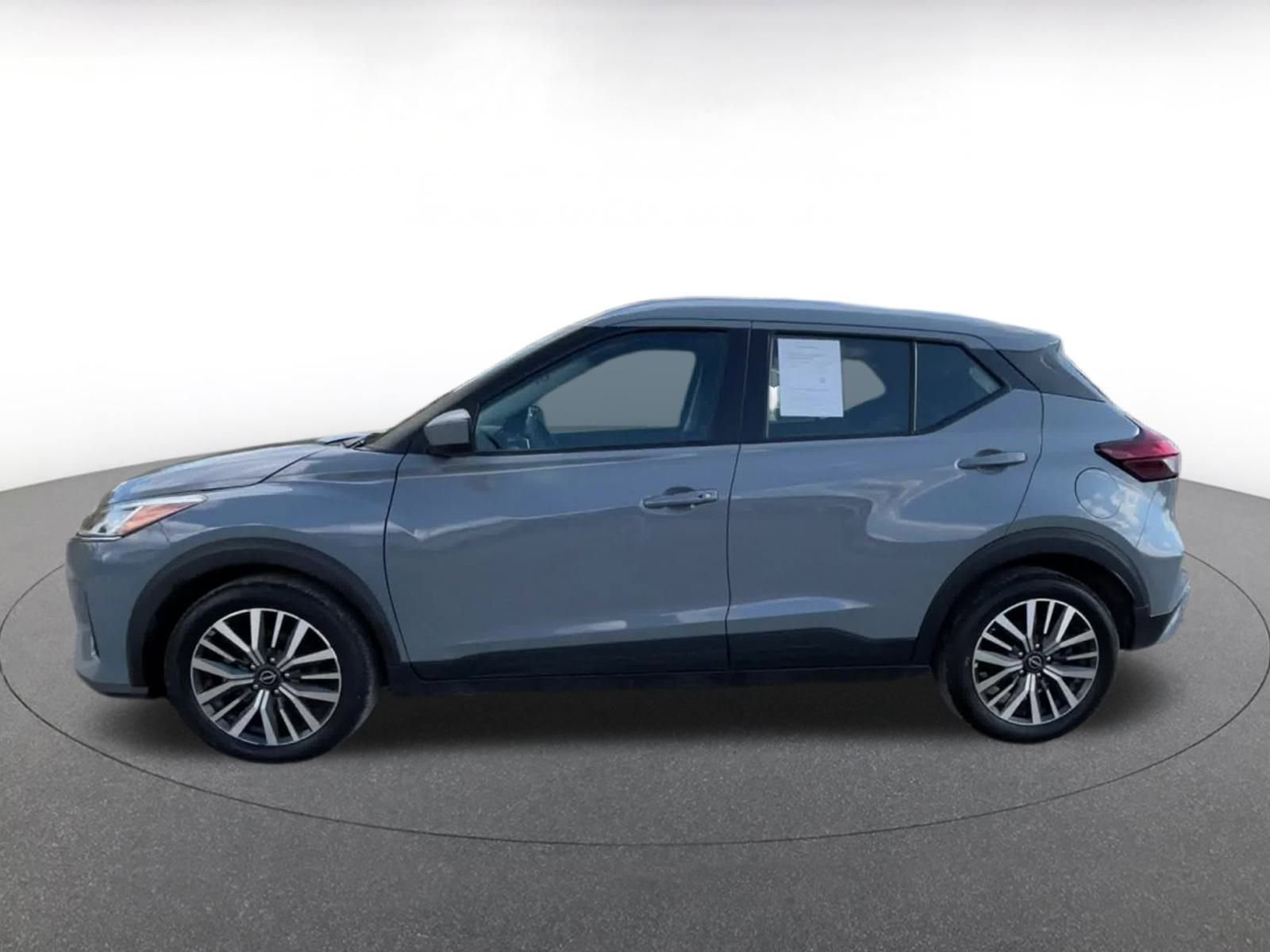 Thumbnail: 2024 Nissan Kicks - 9