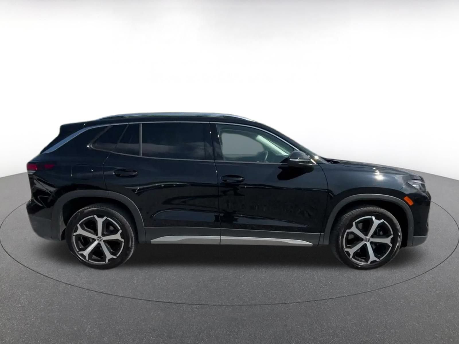 Thumbnail: 2026 Volkswagen Tiguan - 15
