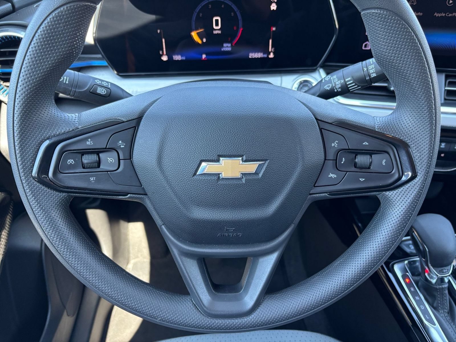 Thumbnail: 2025 Chevrolet Trax - 28