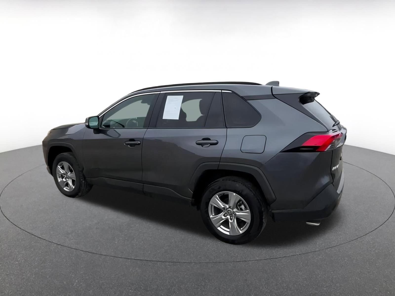 Thumbnail: 2025 Toyota RAV4 - 10