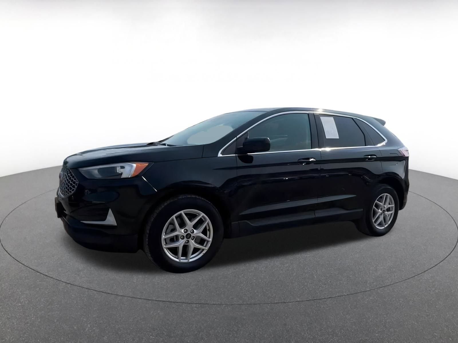 Thumbnail: 2023 Ford Edge - 8
