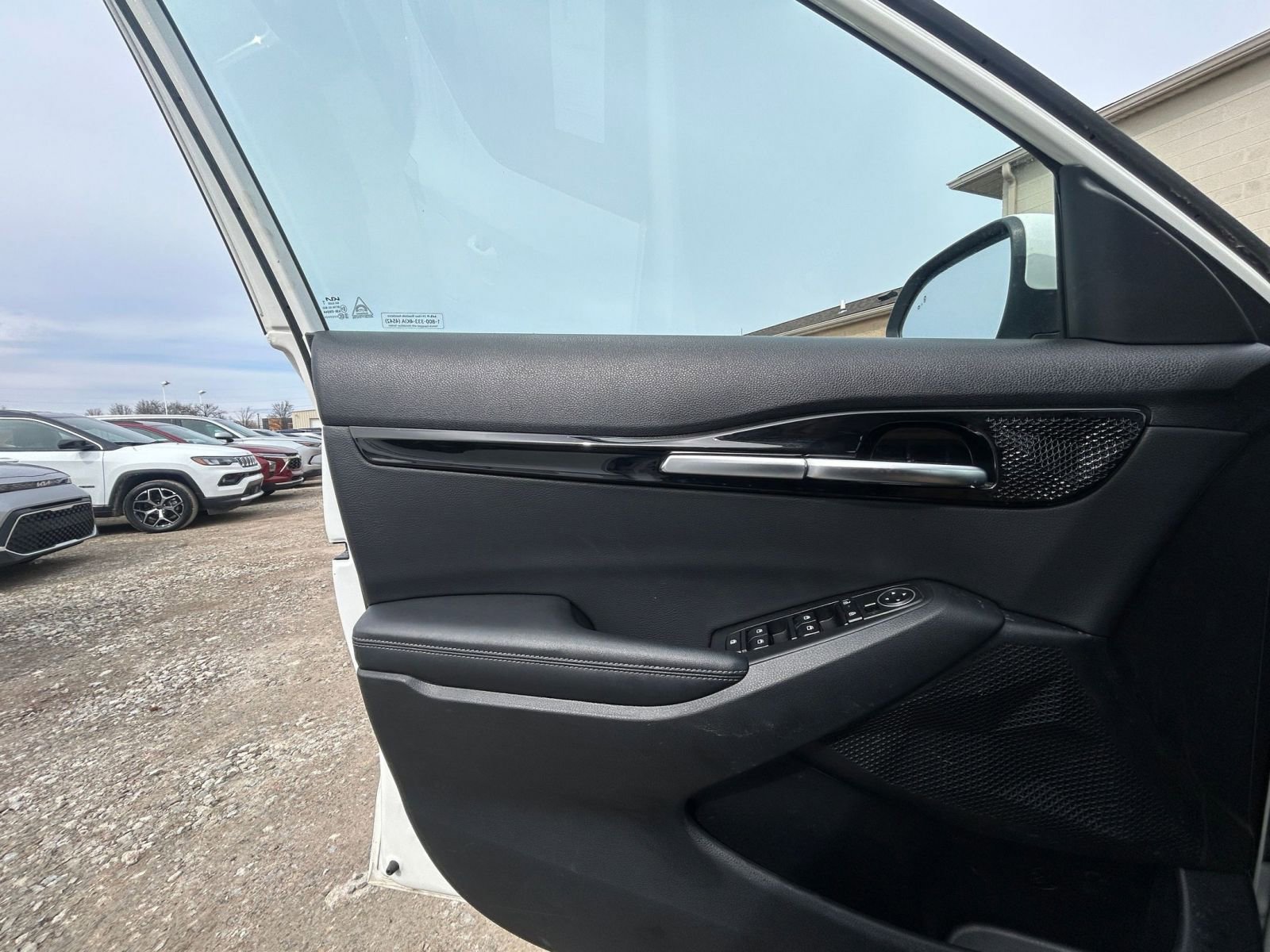 Thumbnail: 2025 Kia Seltos - 18