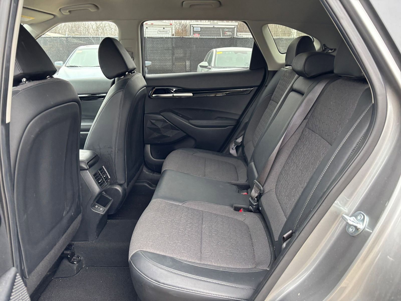 Thumbnail: 2025 Kia Seltos - 25