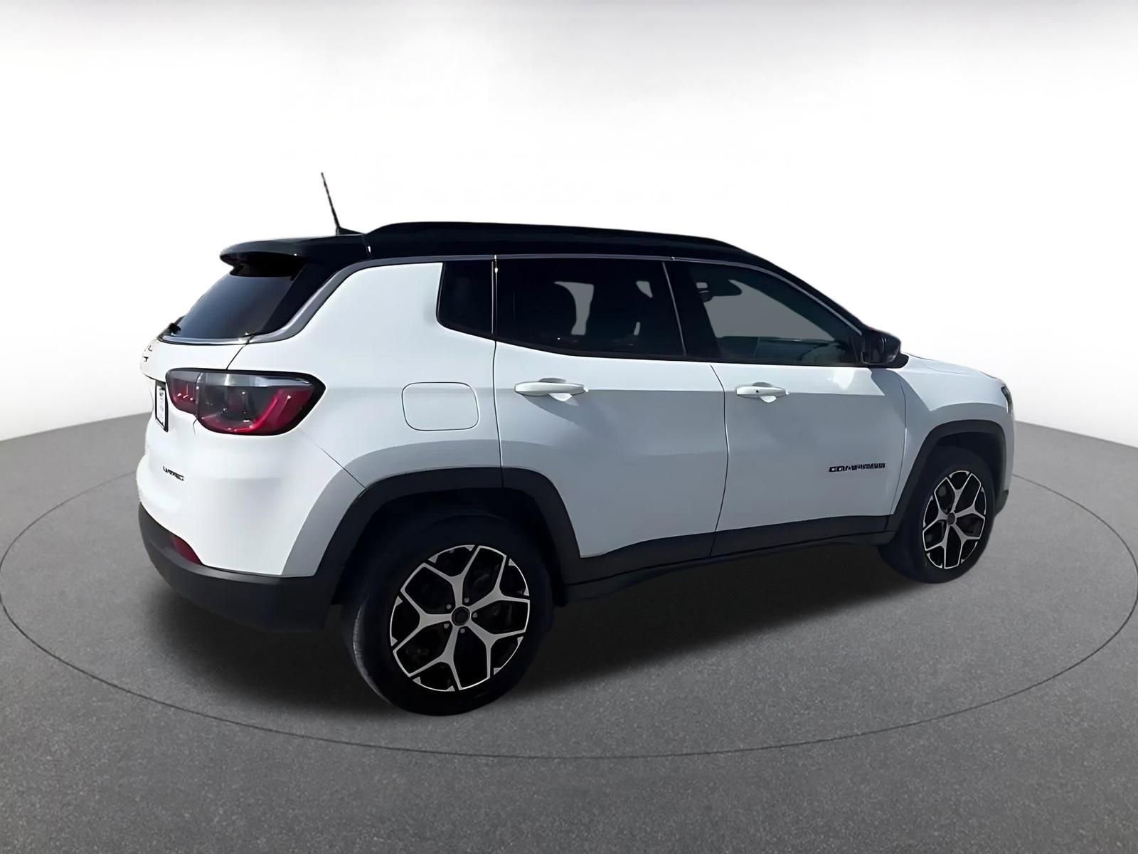 Thumbnail: 2025 Jeep Compass - 14