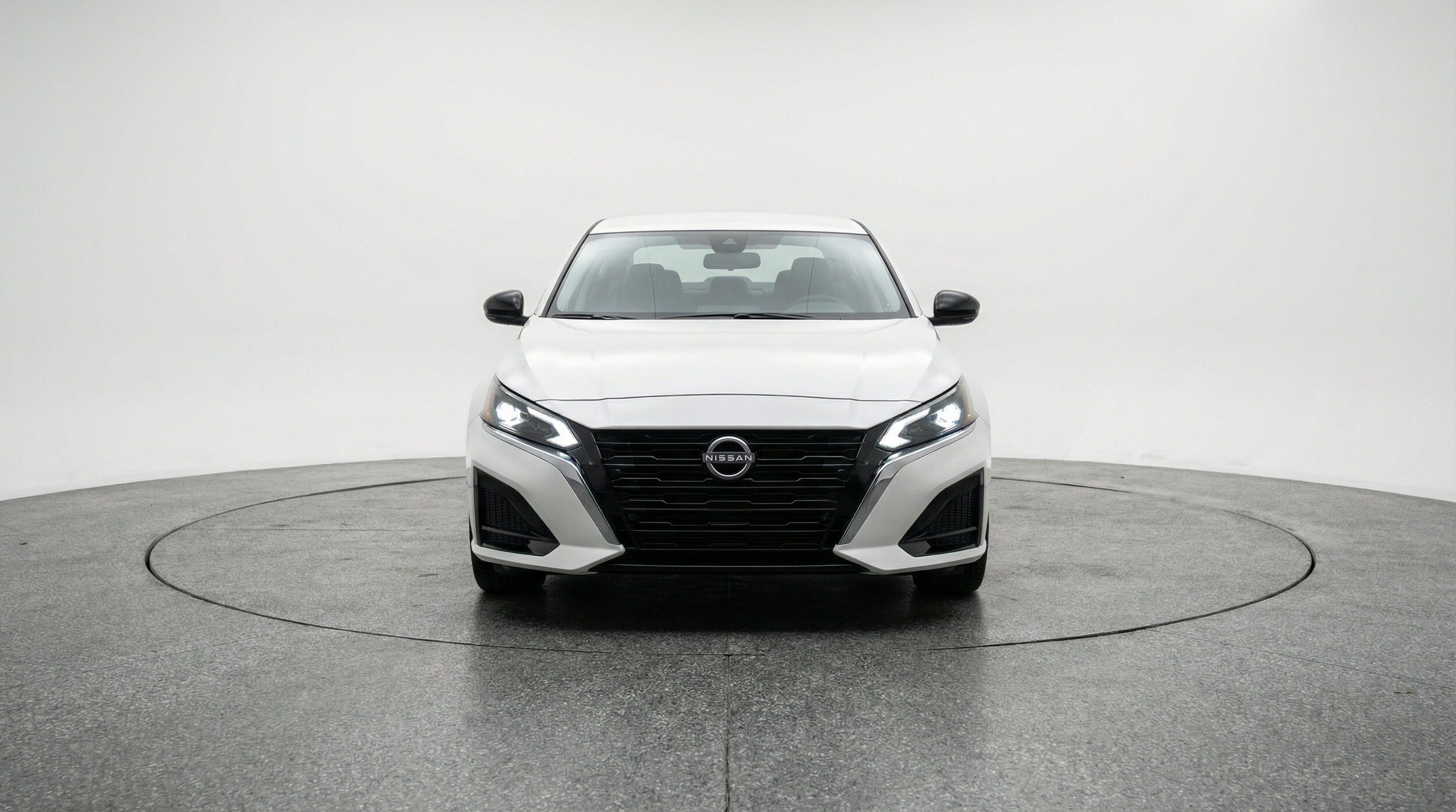 Thumbnail: 2025 Nissan Altima - 2
