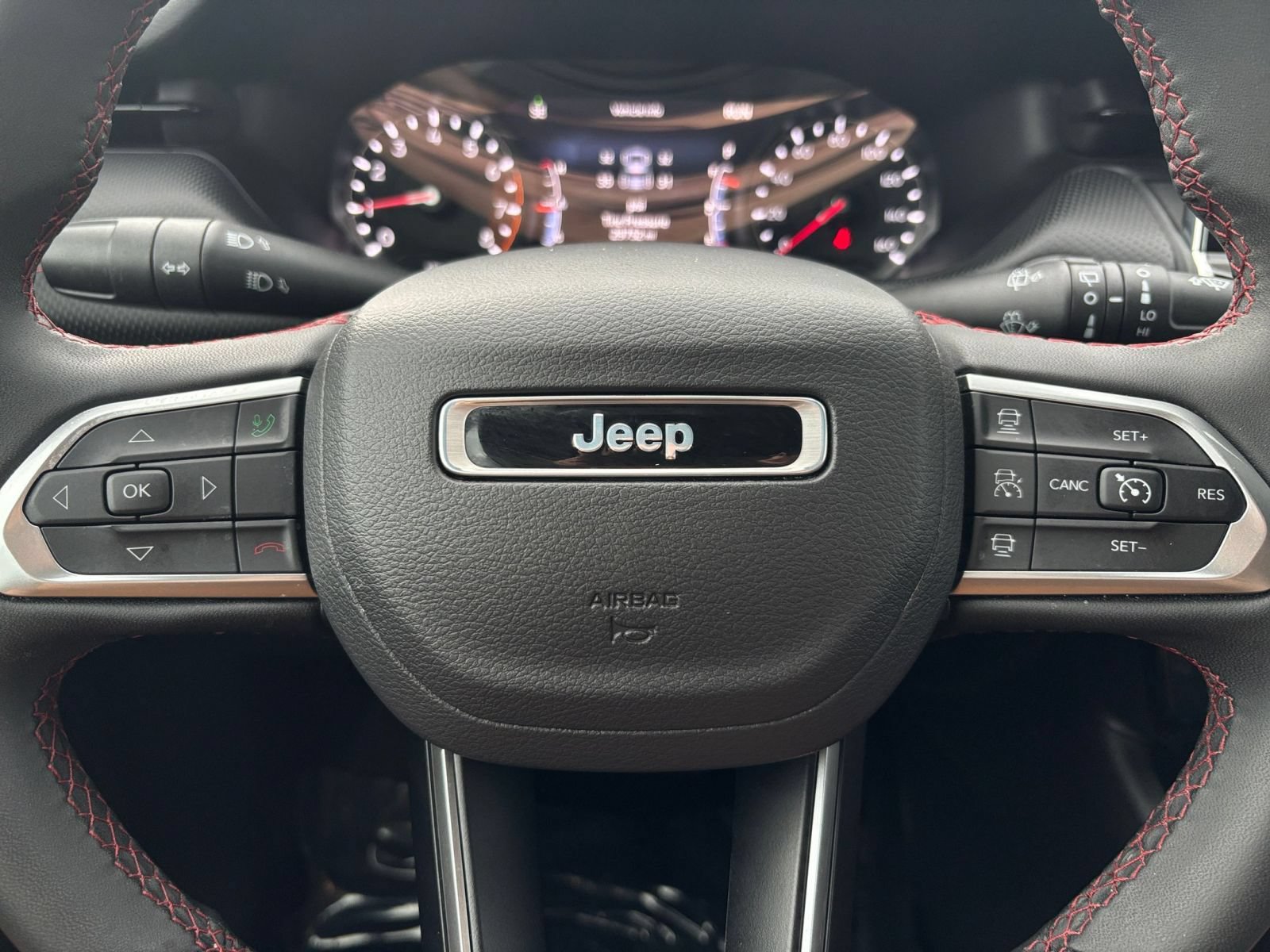Thumbnail: 2025 Jeep Compass - 23