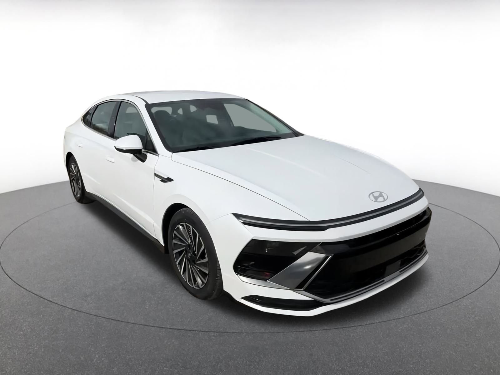 Thumbnail: 2024 Hyundai Sonata - 3