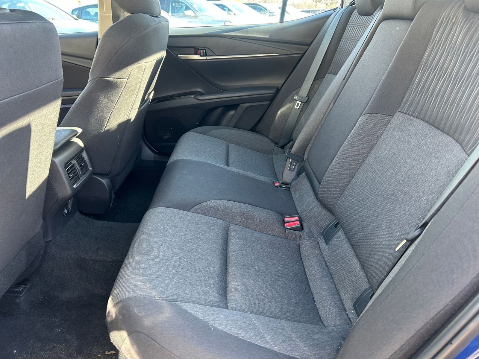 Thumbnail: 2025 Toyota Camry - 25