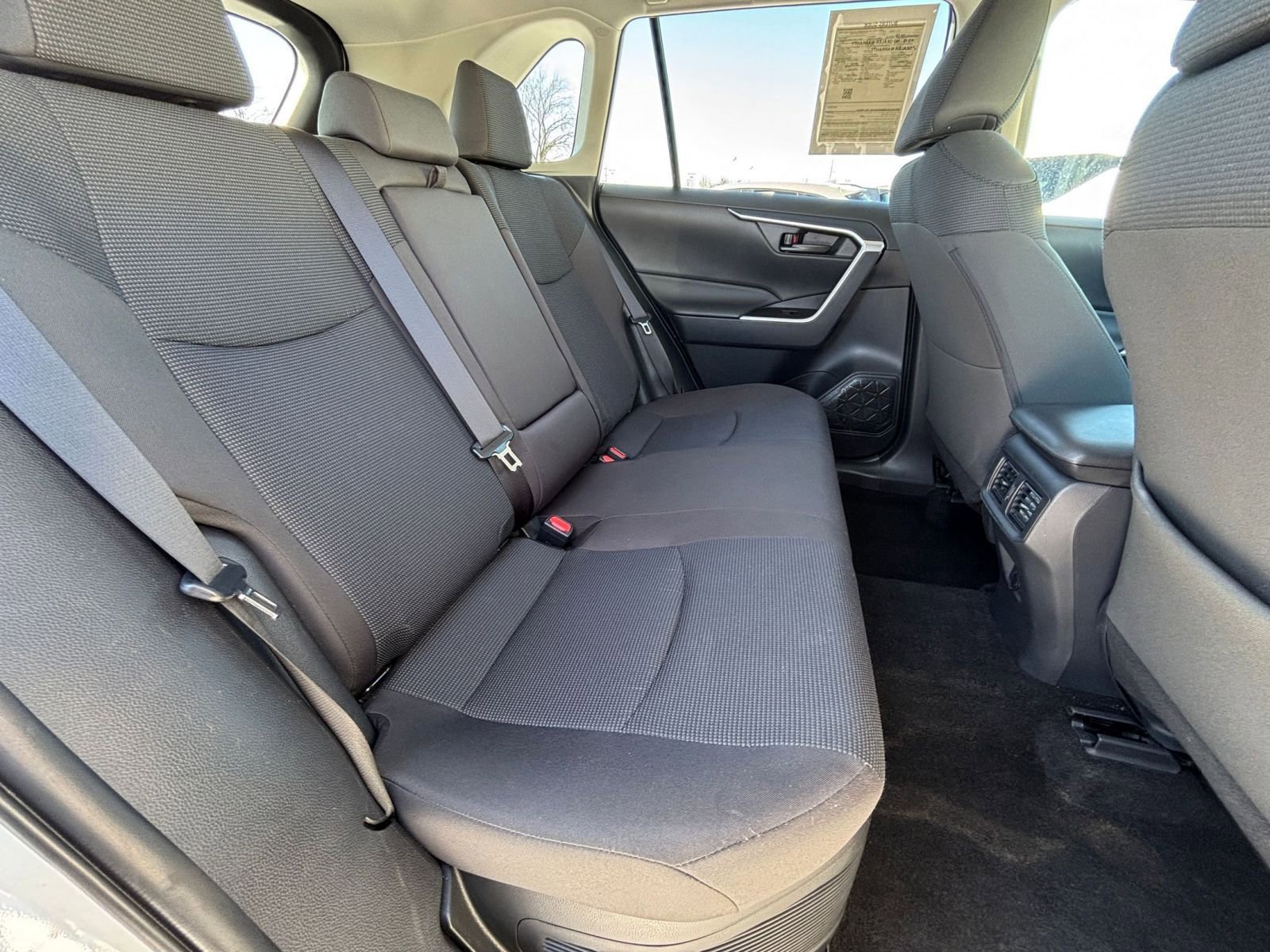 Thumbnail: 2025 Toyota RAV4 - 25