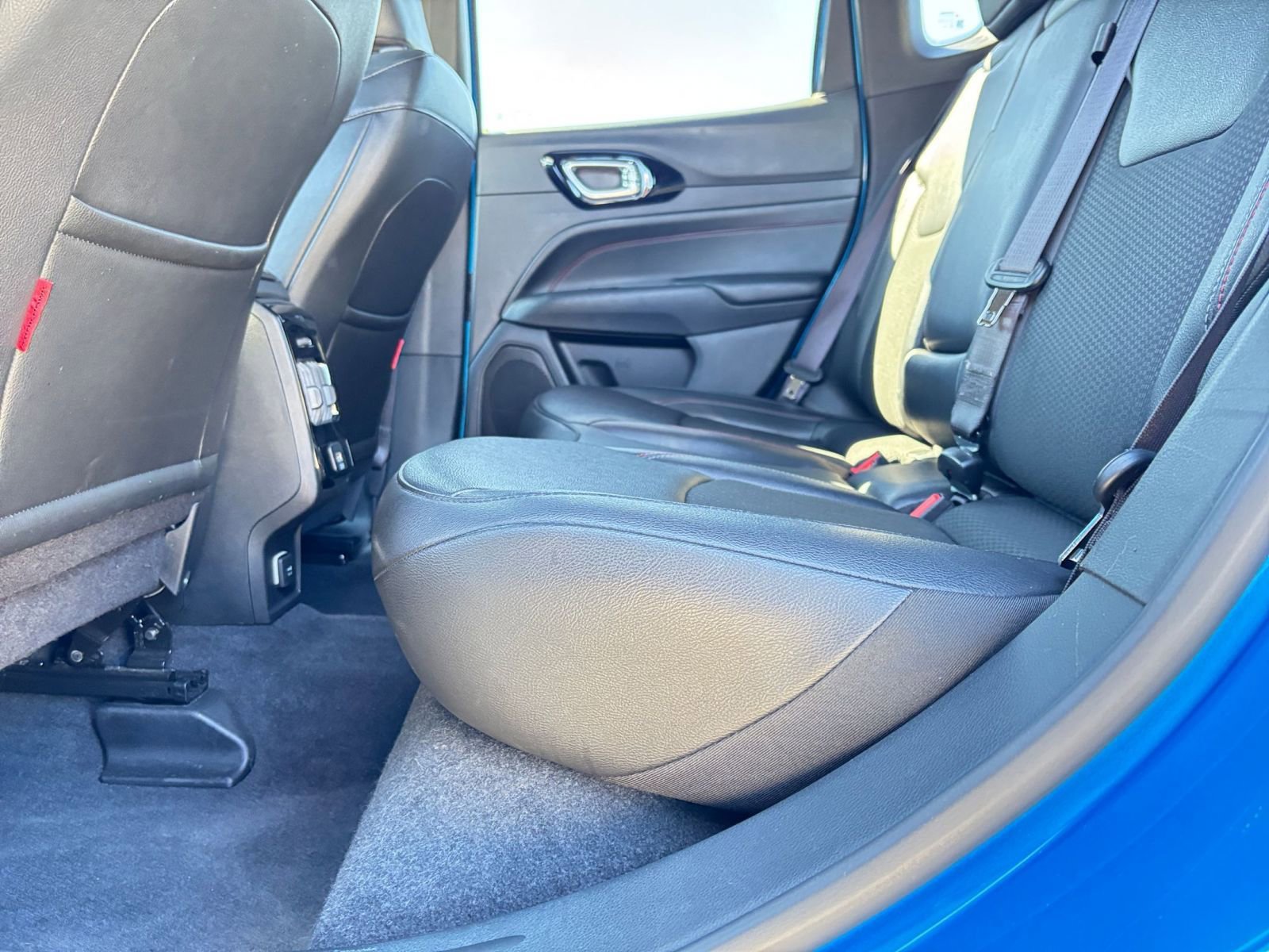 Thumbnail: 2025 Jeep Compass - 24