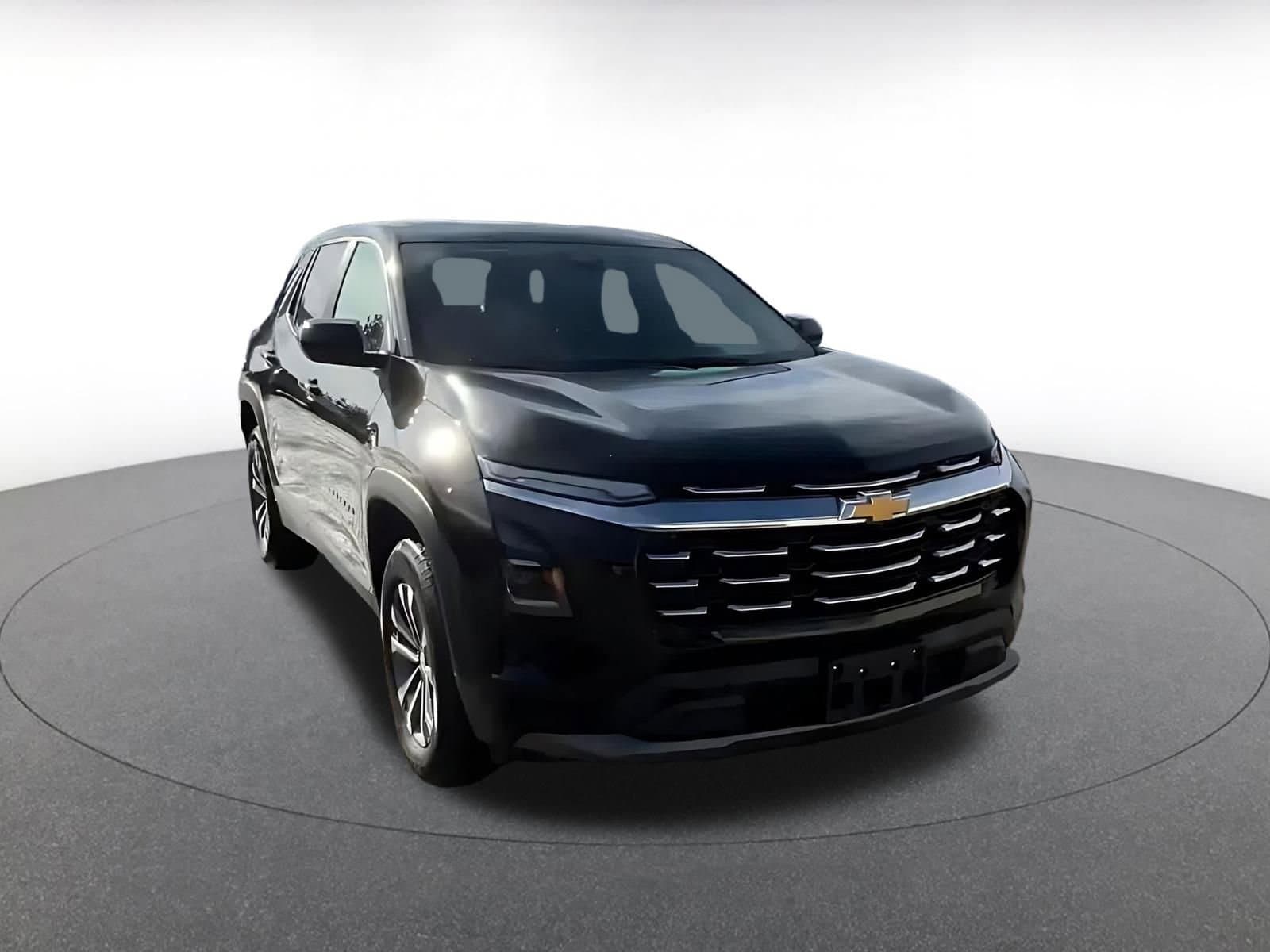 Thumbnail: 2025 Chevrolet Equinox - 3