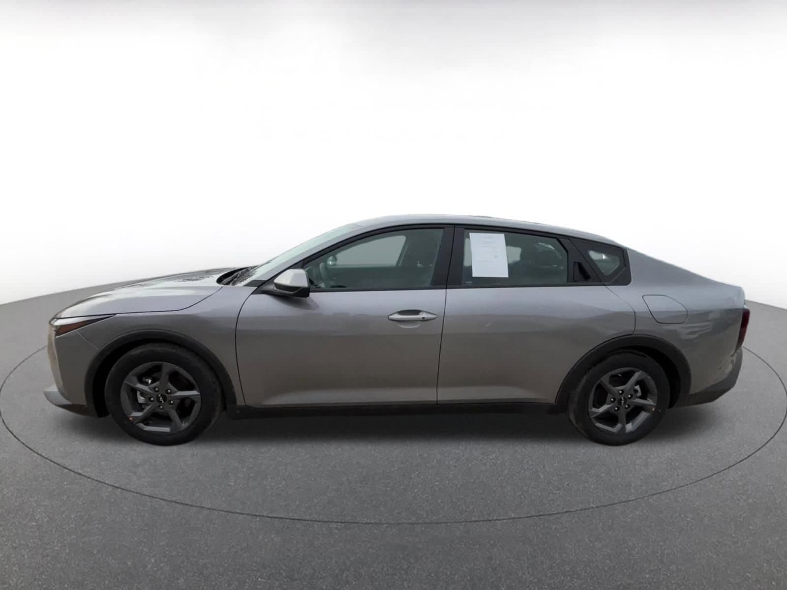 Thumbnail: 2025 Kia K4 - 9