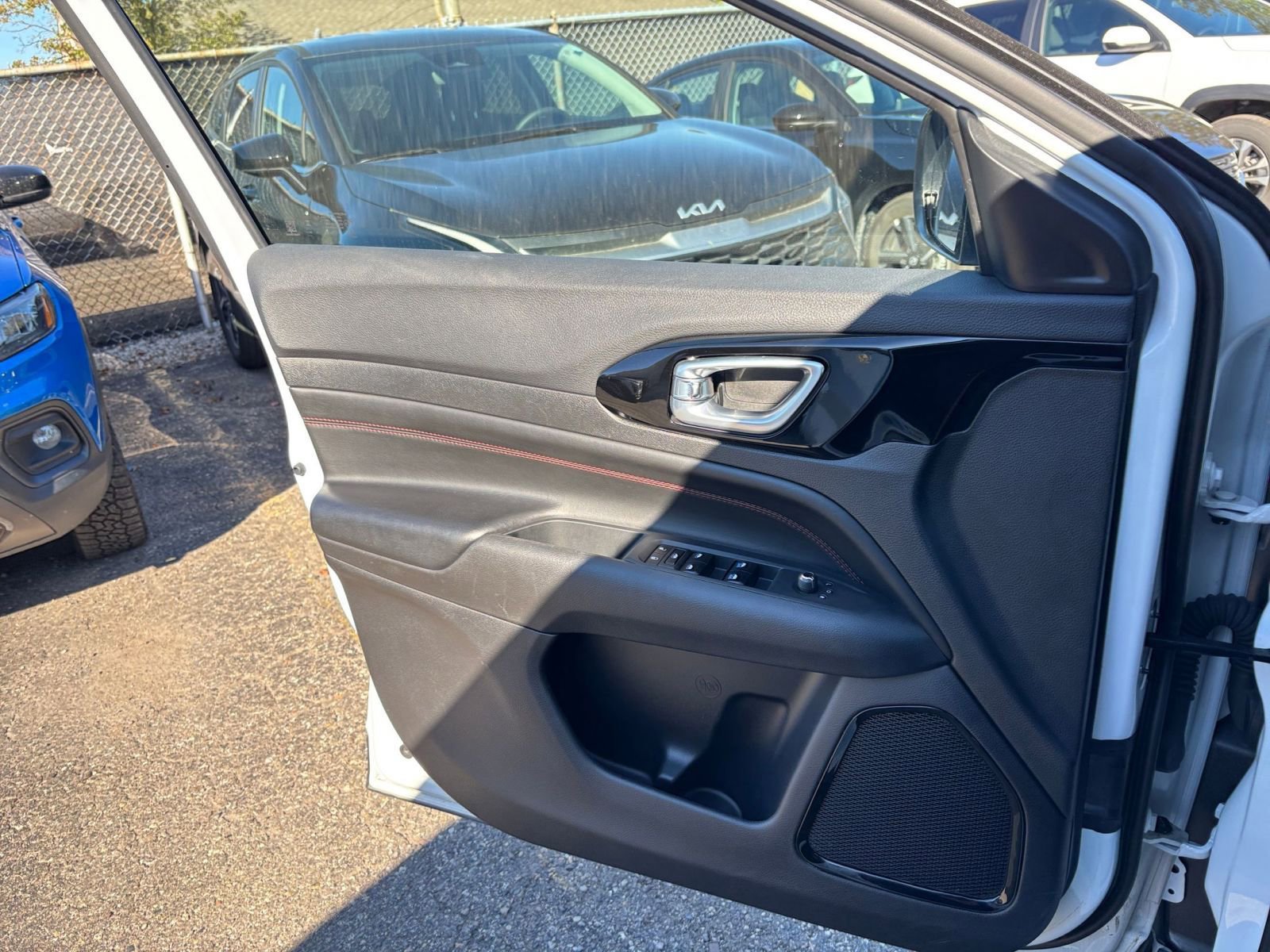 Thumbnail: 2025 Jeep Compass - 20