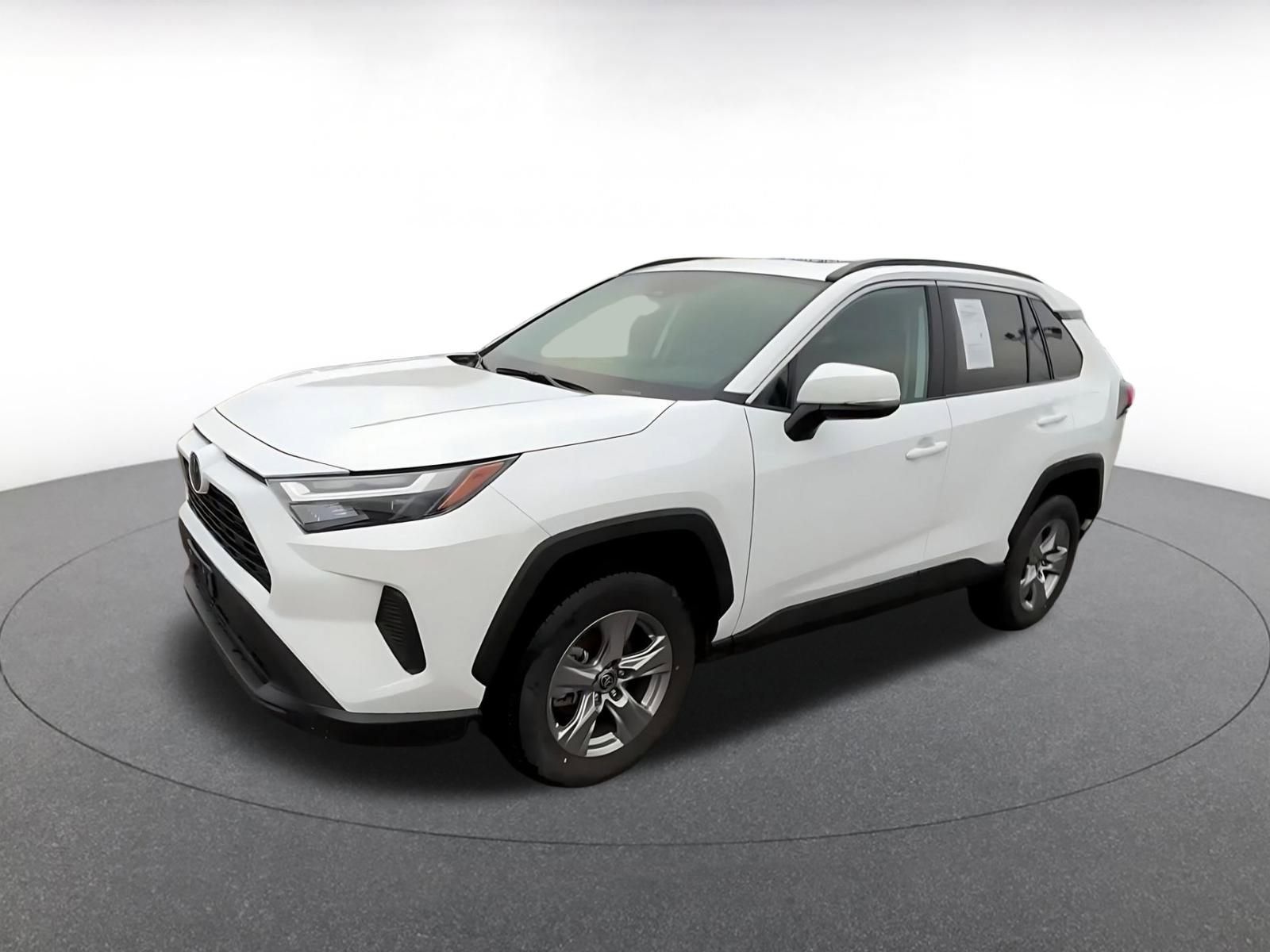 Thumbnail: 2025 Toyota RAV4 - 8