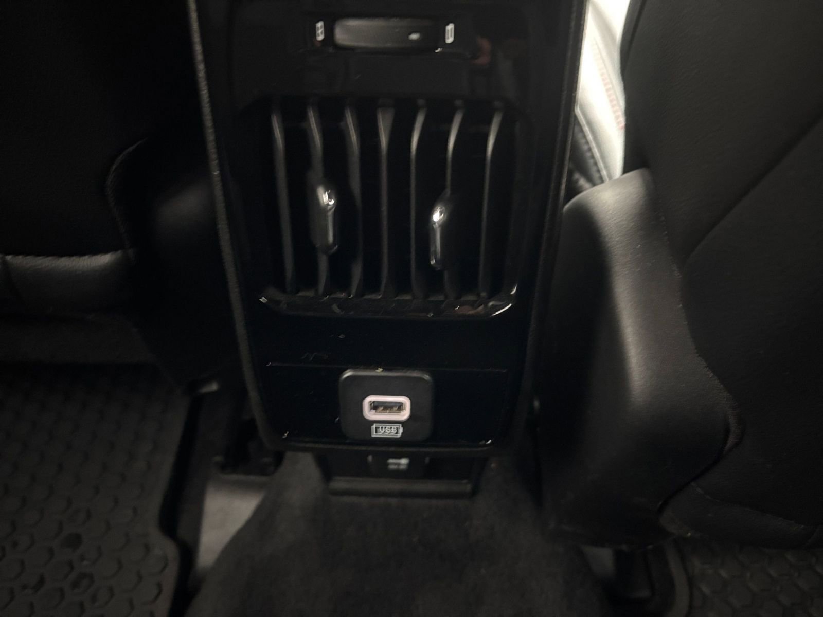 Thumbnail: 2025 Jeep Compass - 23