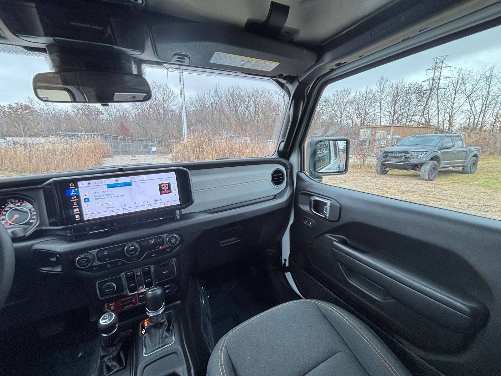 Thumbnail: 2025 Jeep Wrangler - 34