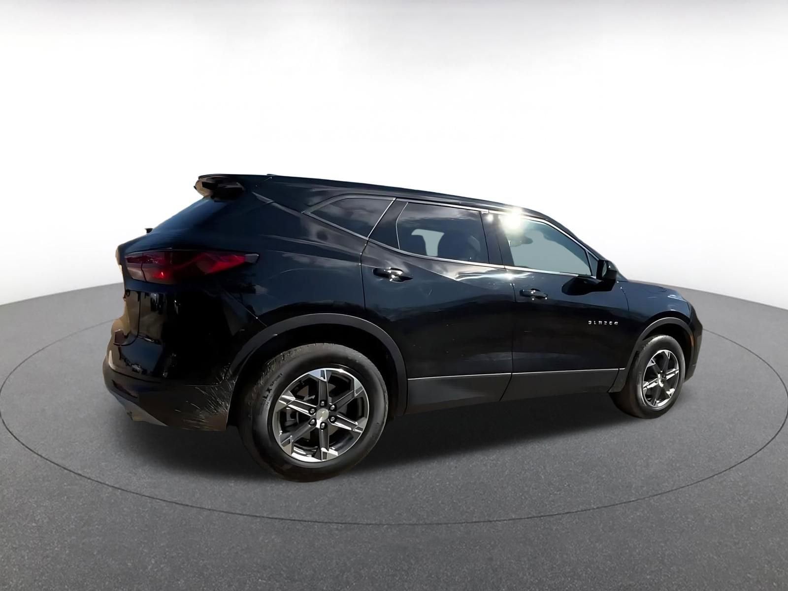 Thumbnail: 2025 Chevrolet Blazer - 15