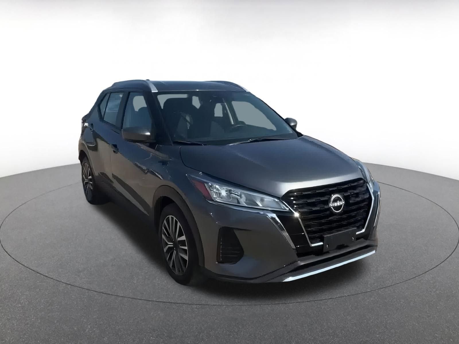 Thumbnail: 2024 Nissan Kicks - 3