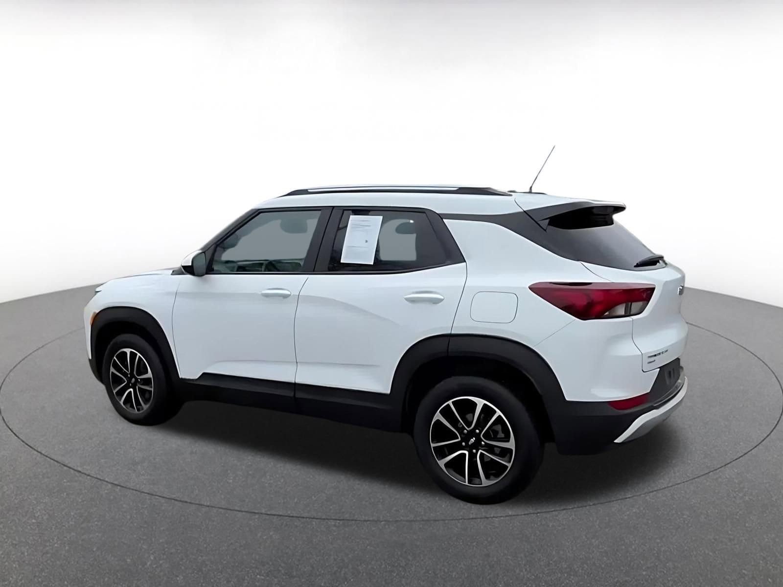 Thumbnail: 2025 Chevrolet TrailBlazer - 10