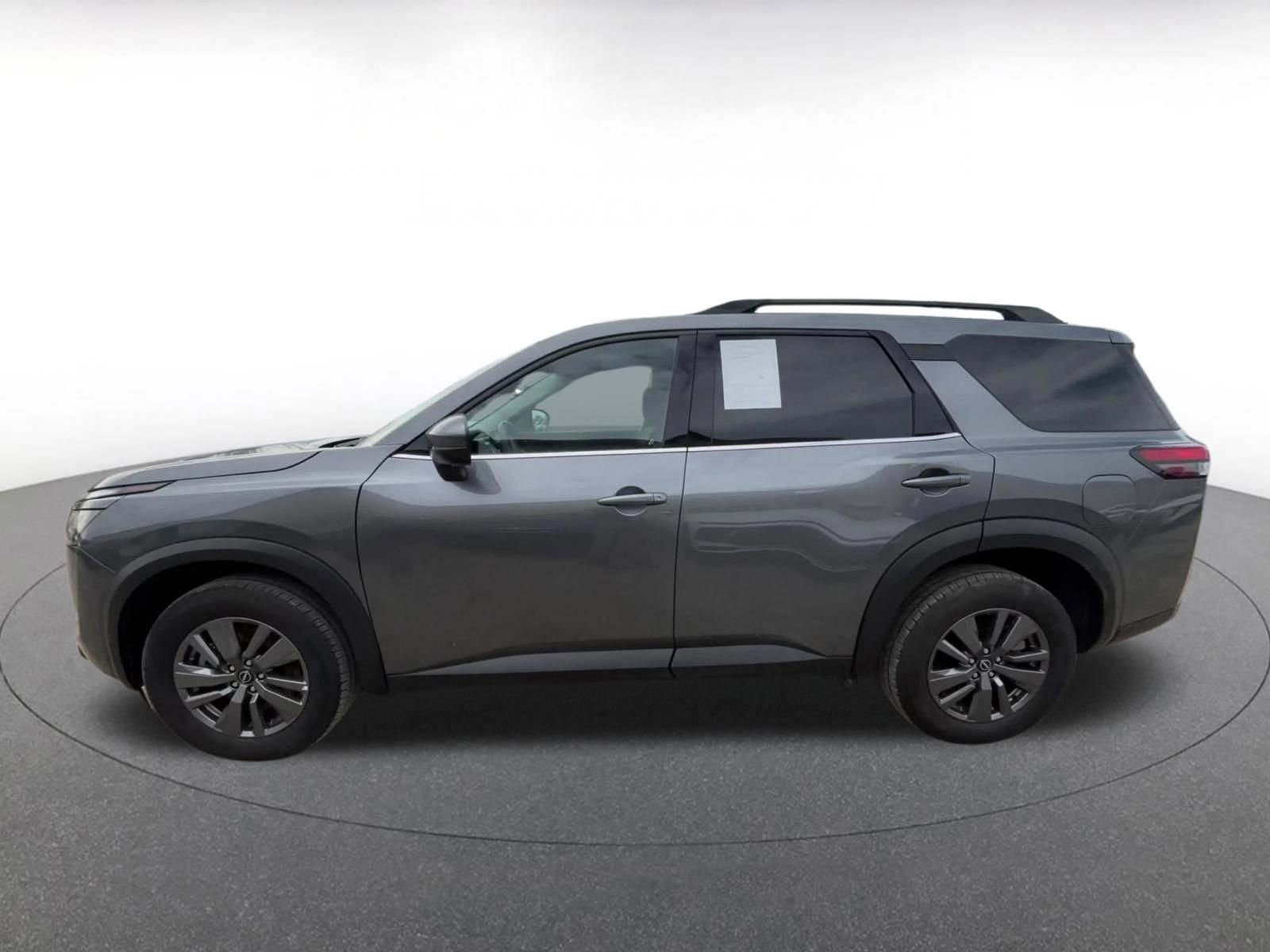 Thumbnail: 2025 Nissan Pathfinder - 9