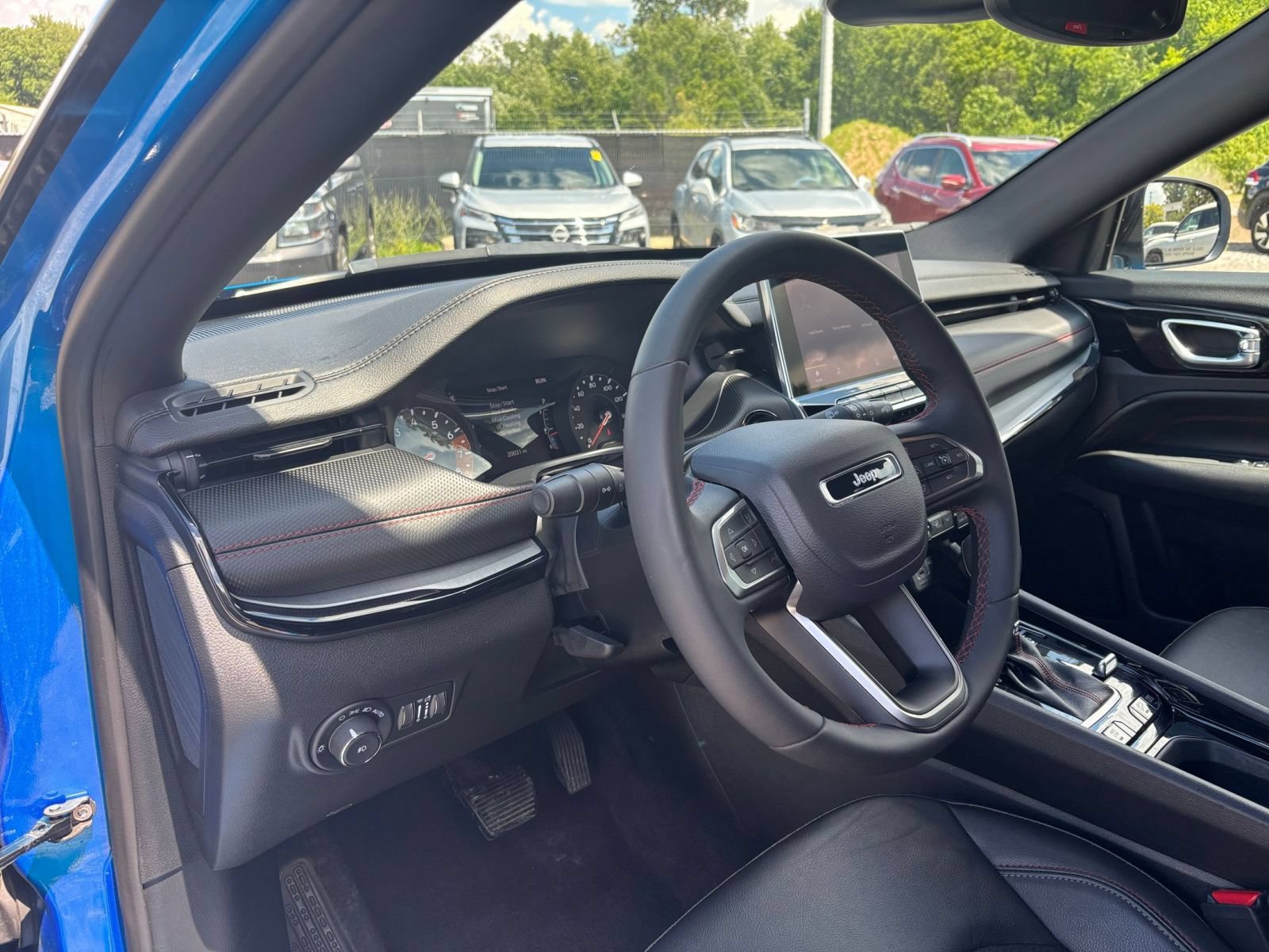 Thumbnail: 2025 Jeep Compass - 34