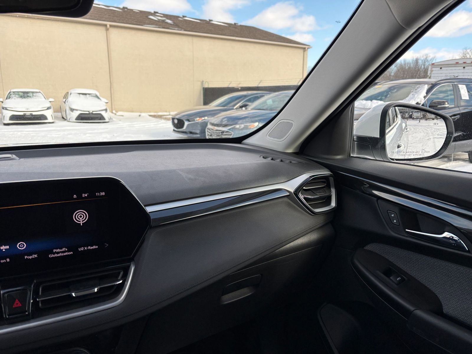 Thumbnail: 2025 Chevrolet TrailBlazer - 33