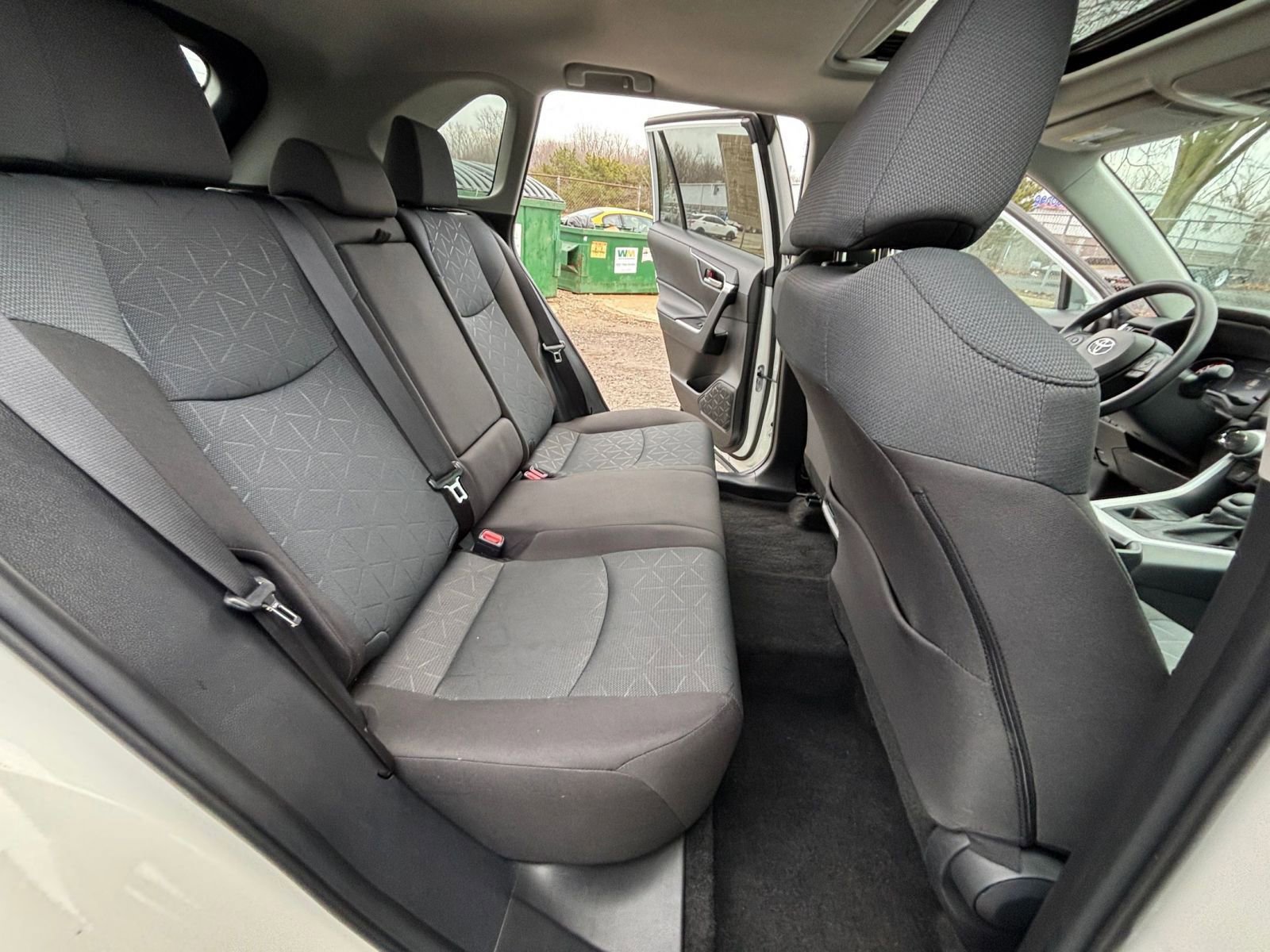 Thumbnail: 2025 Toyota RAV4 - 25