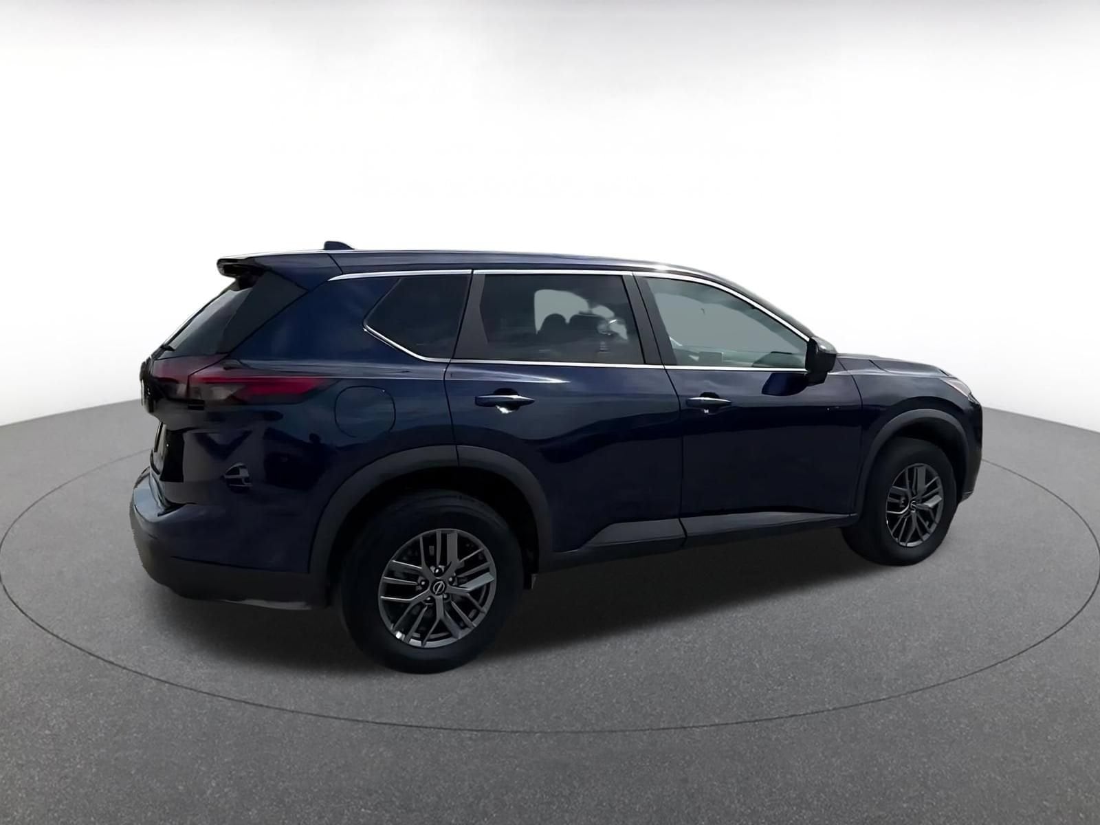 Thumbnail: 2026 Nissan Rogue - 14