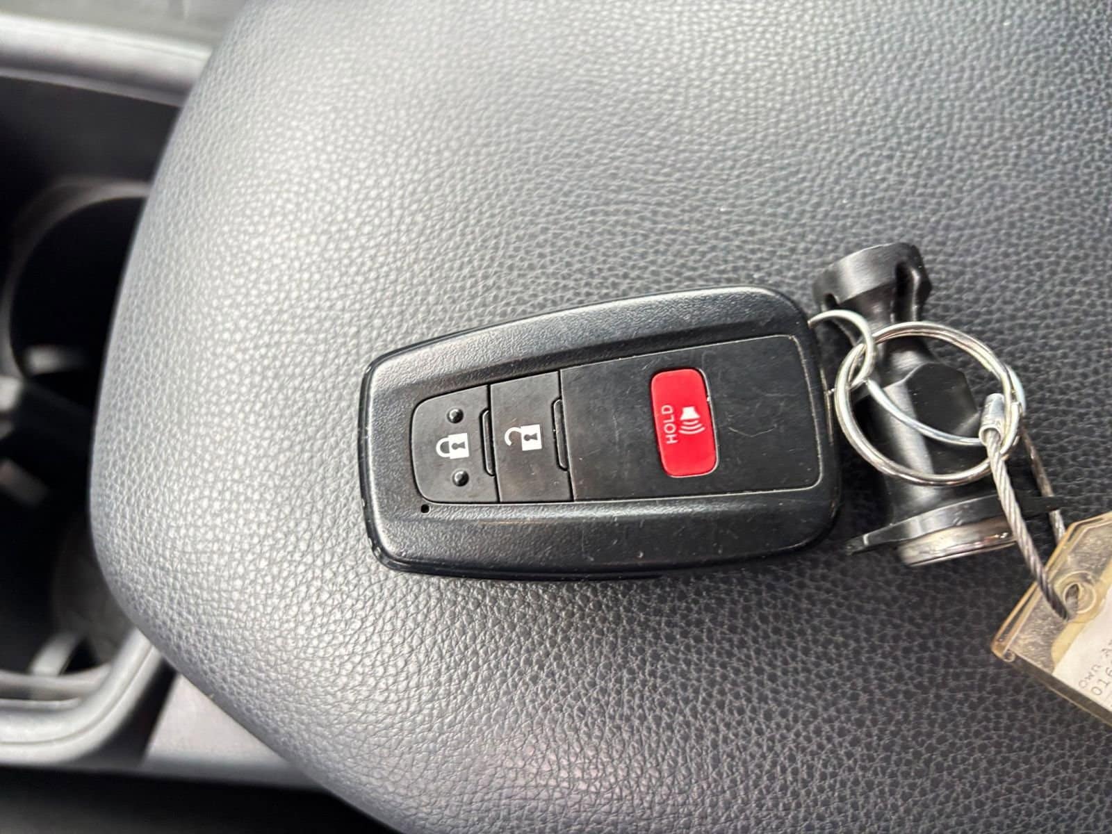 Thumbnail: 2025 Toyota RAV4 - 22