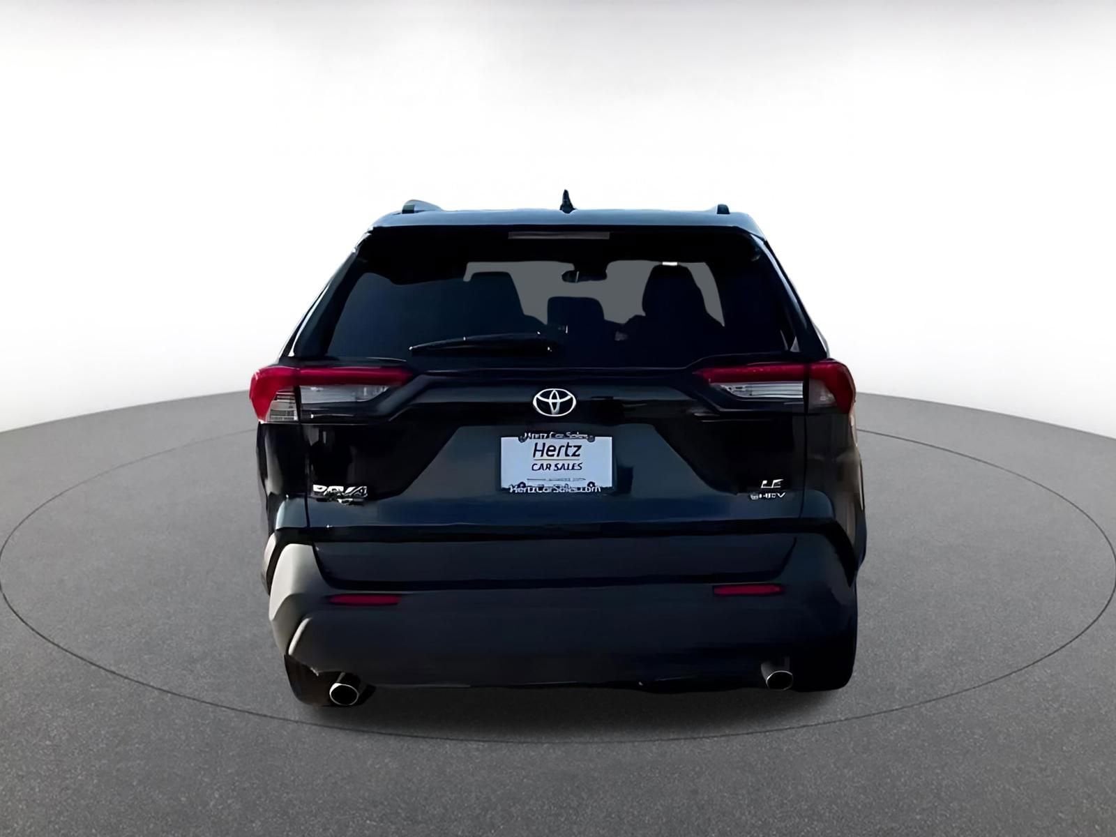 Thumbnail: 2025 Toyota RAV4 - 11