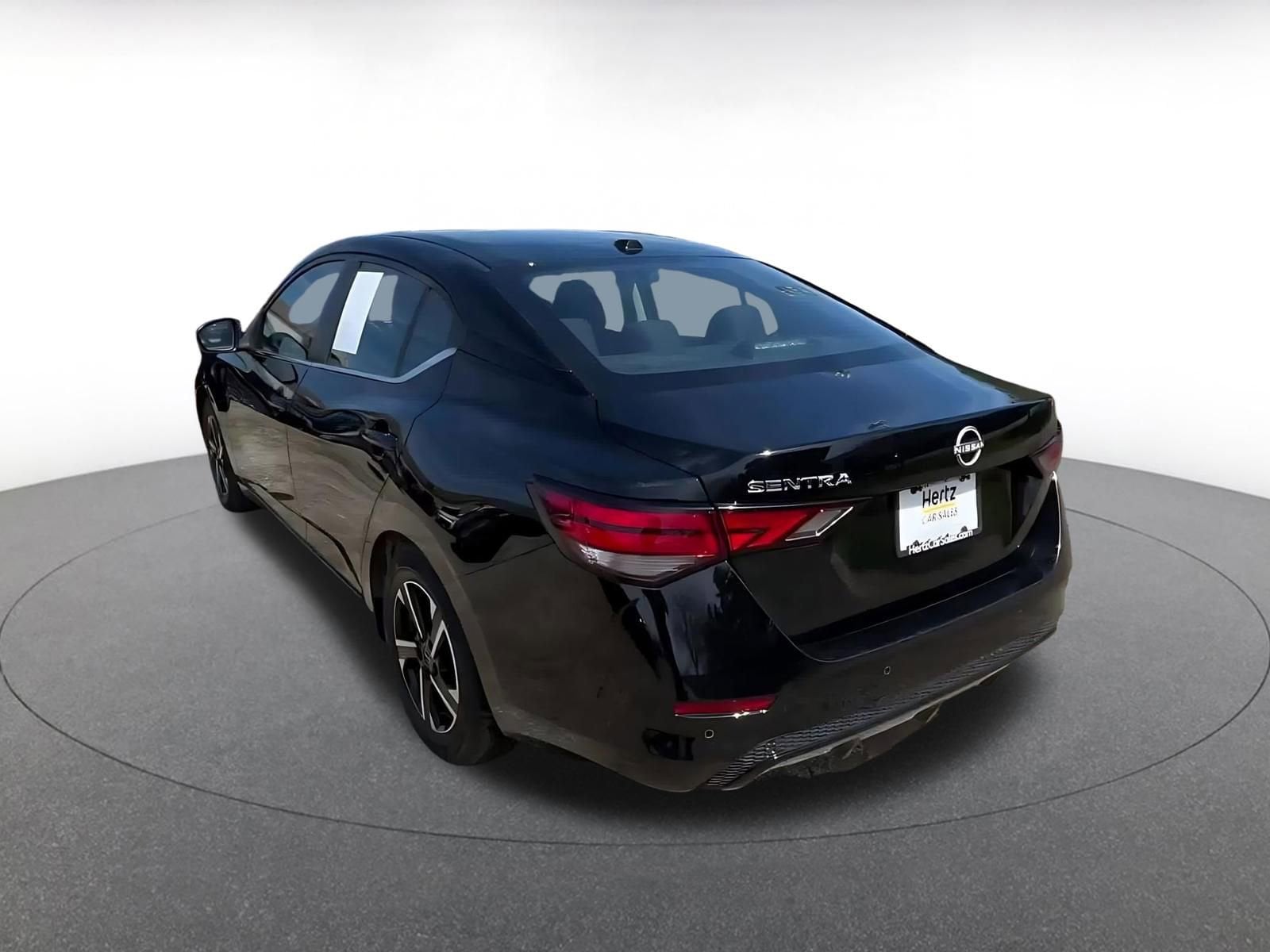 Thumbnail: 2025 Nissan Sentra - 11