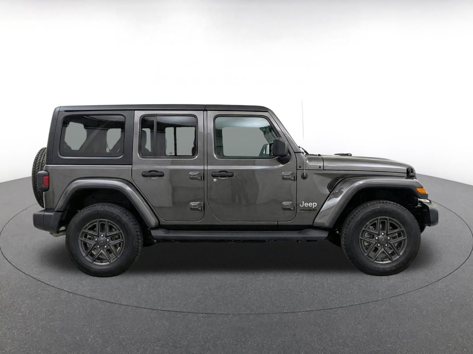 Thumbnail: 2025 Jeep Wrangler - 10