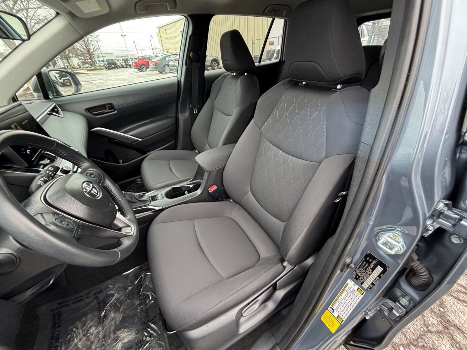 Thumbnail: 2025 Toyota Corolla Cross - 34