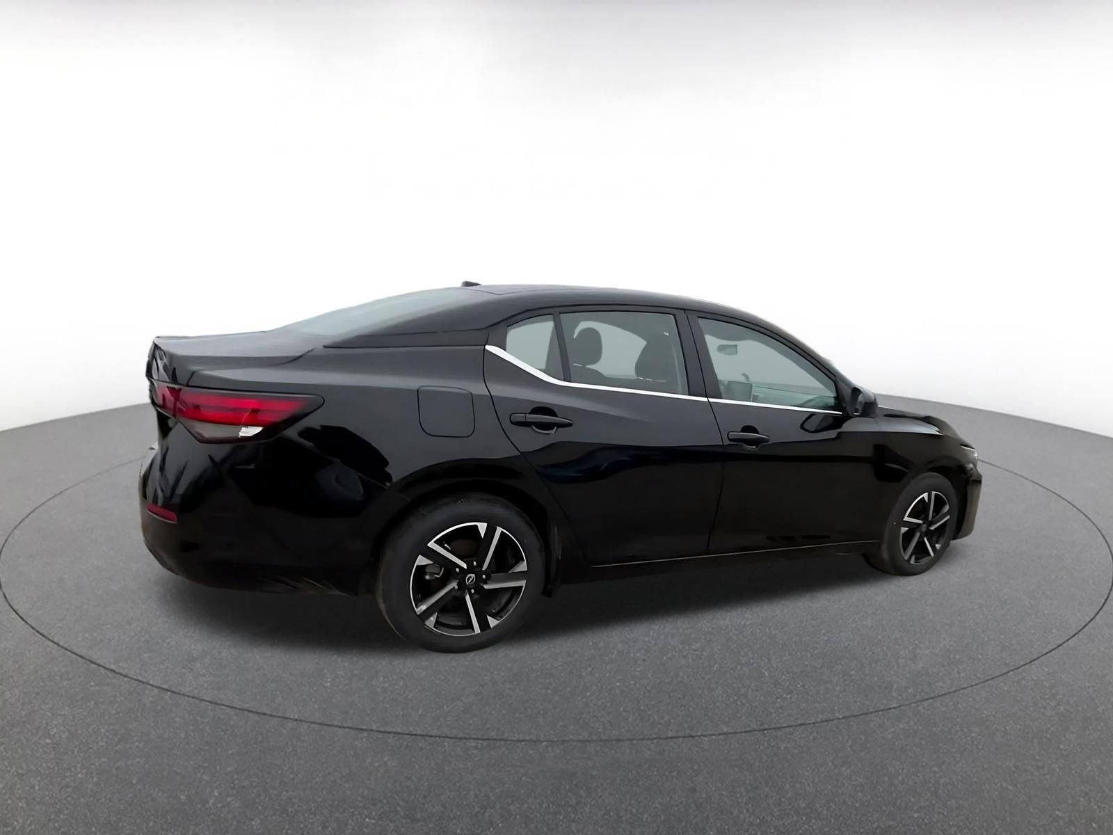 Thumbnail: 2025 Nissan Sentra - 15