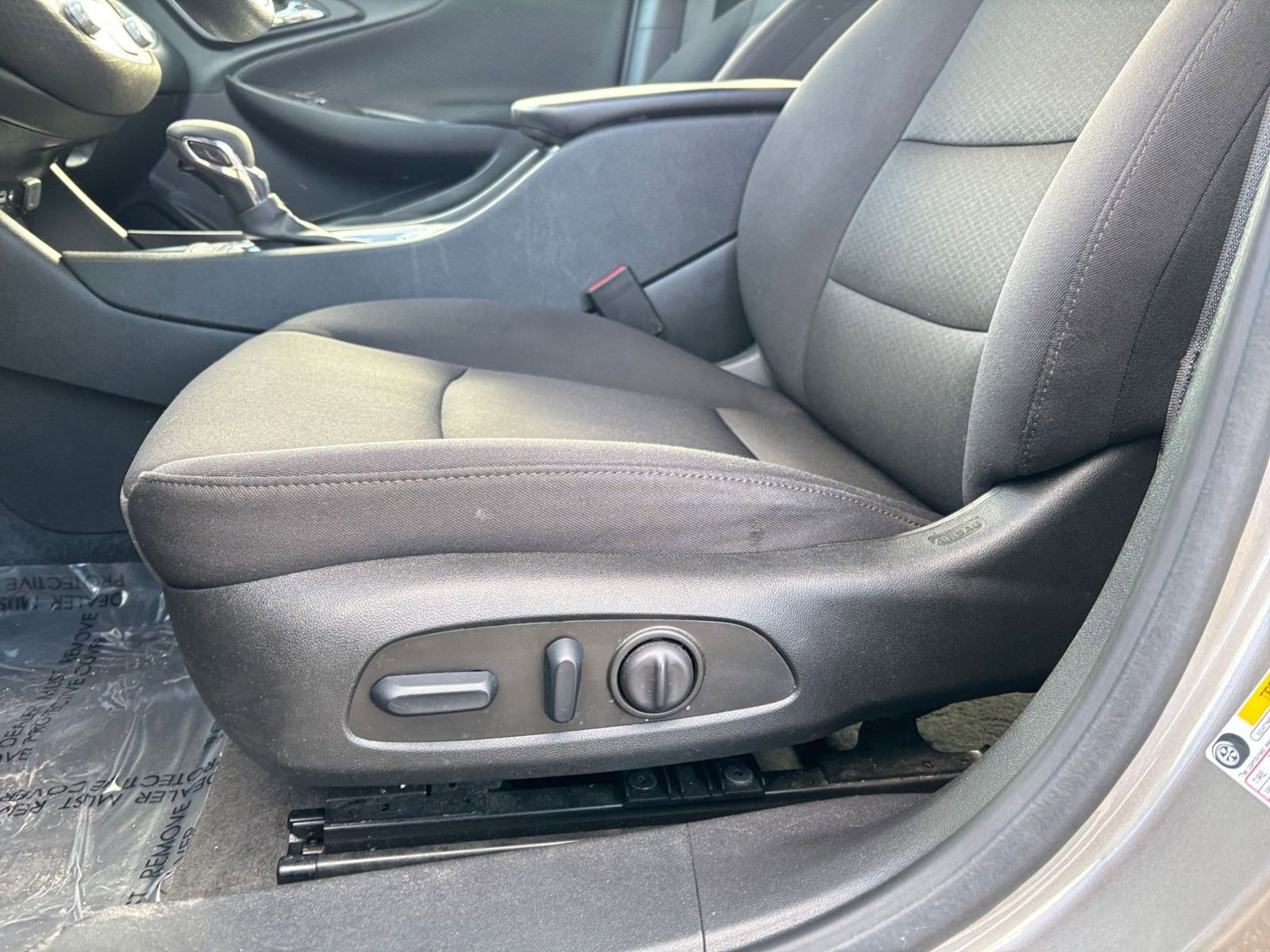 Thumbnail: 2024 Chevrolet Malibu - 25