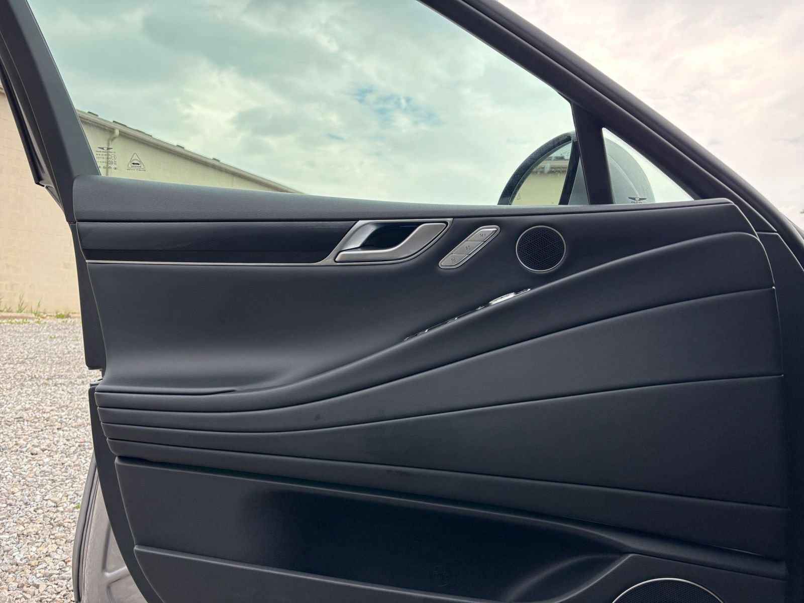 Thumbnail: 2026 Genesis G80 - 15